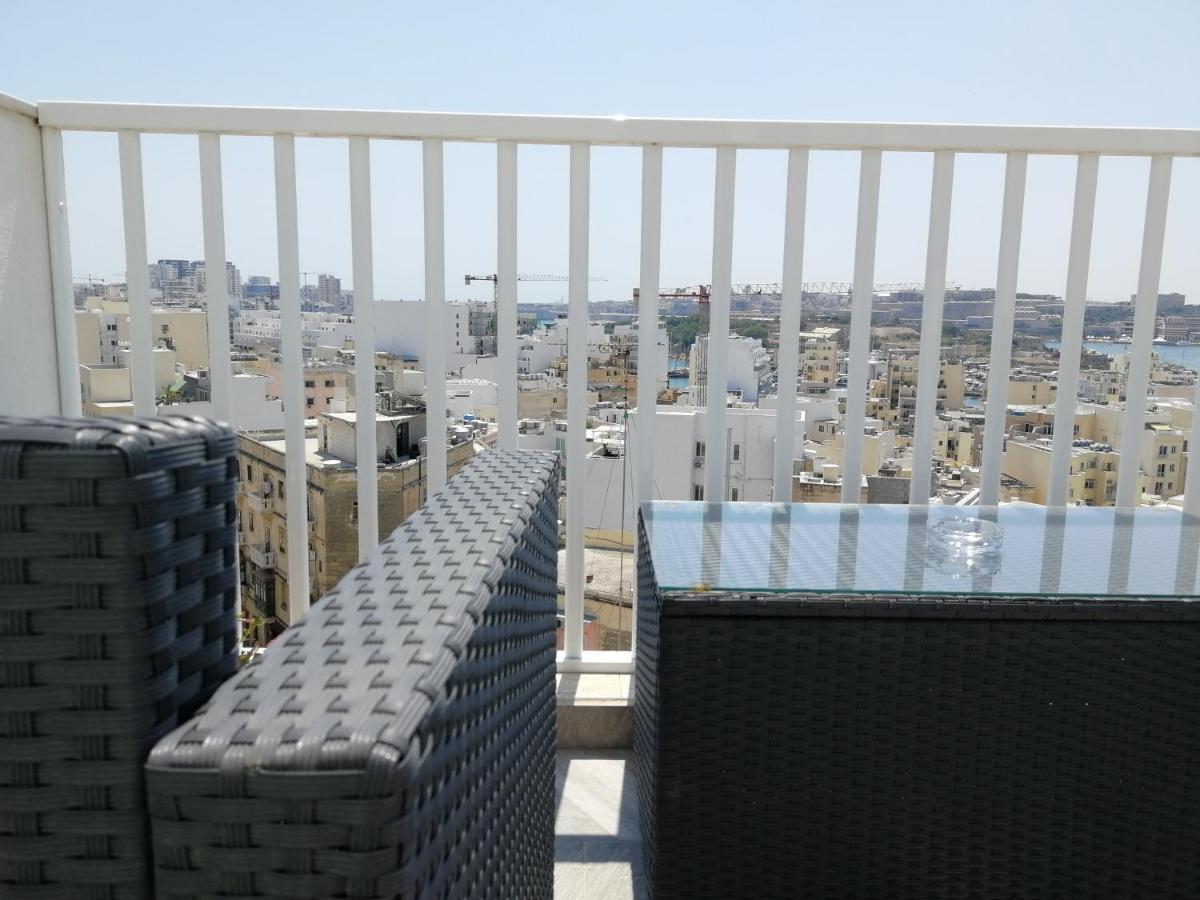 Wonderful Apartments With Shared Jacuzzi And Panorama Rooftop グジラ エクステリア 写真