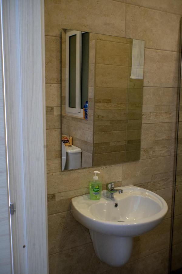 Wonderful Apartments With Shared Jacuzzi And Panorama Rooftop グジラ エクステリア 写真